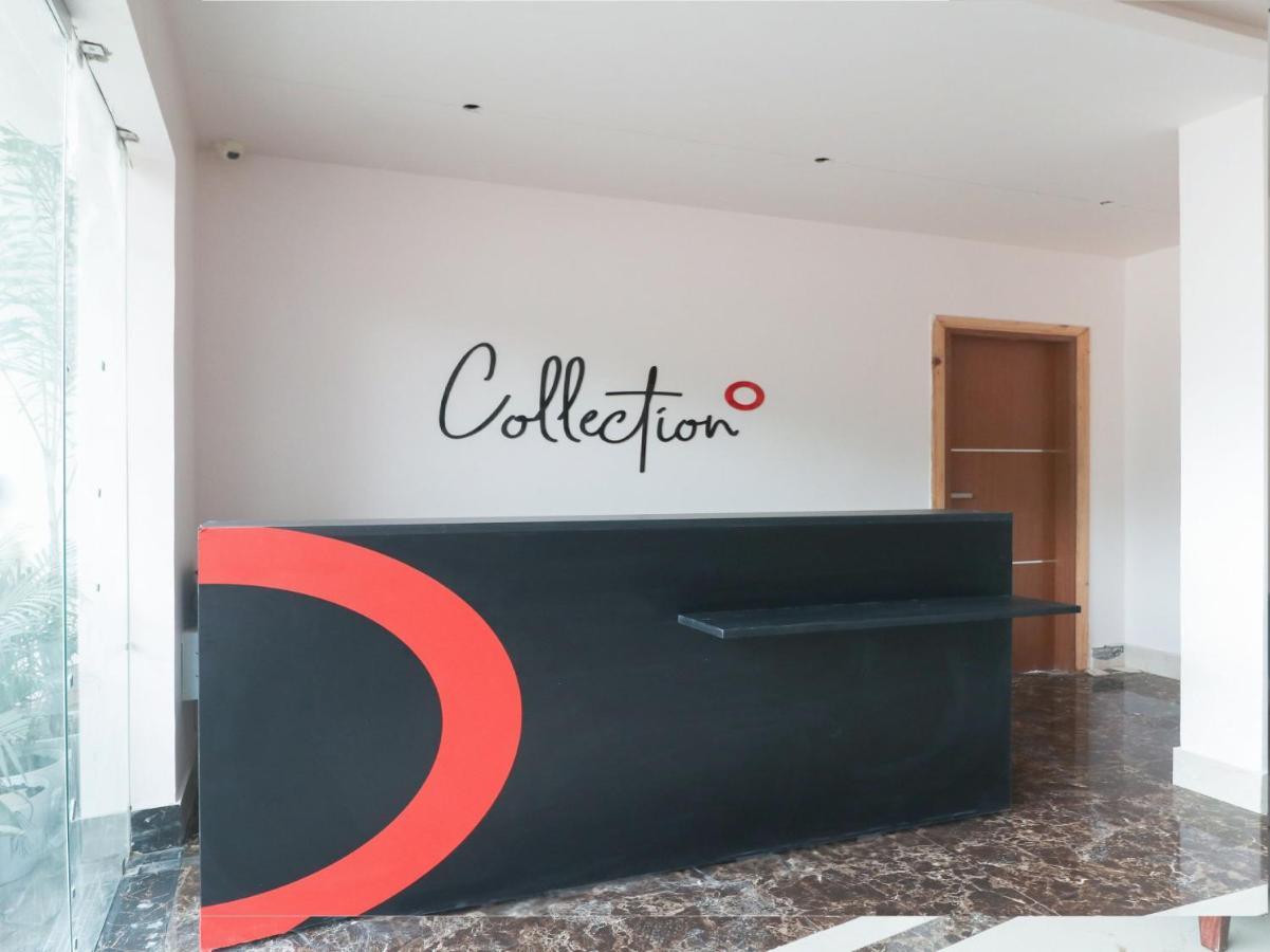 Oyo 79355 Collection O Hotel Adona Meenangadi Bagian luar foto